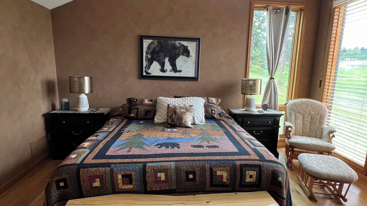 Morrison House | 5 Star Updated Home with Views - Spacious, AC, Fast Wi-fi, near Red rocks