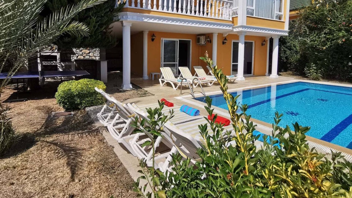 Bektas Villa | 5 Star Villa, Heated Private Pool & Jacuzzi, Alanya Villa 1056