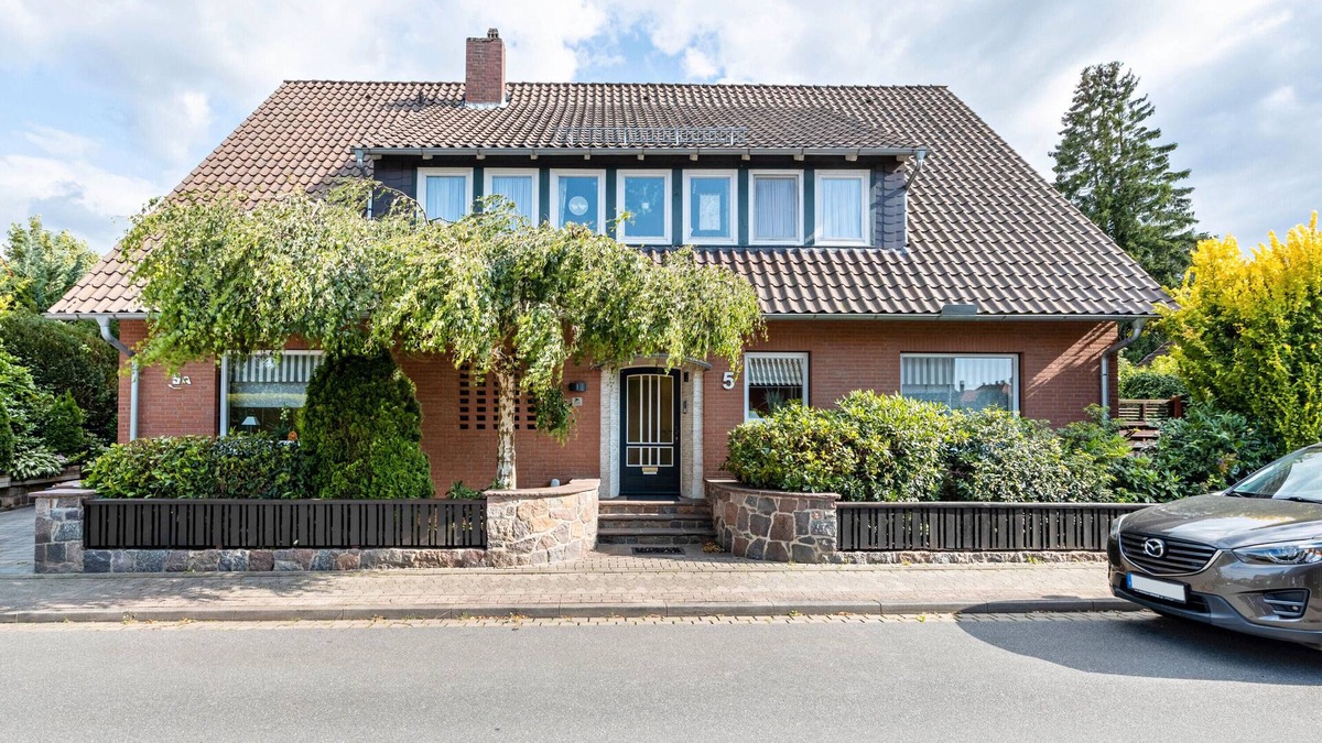 Ebstorf Apartment | 5 Sterne Fewo-Pausendomizil' with Private Terrace, Private Garden and Wi-Fi