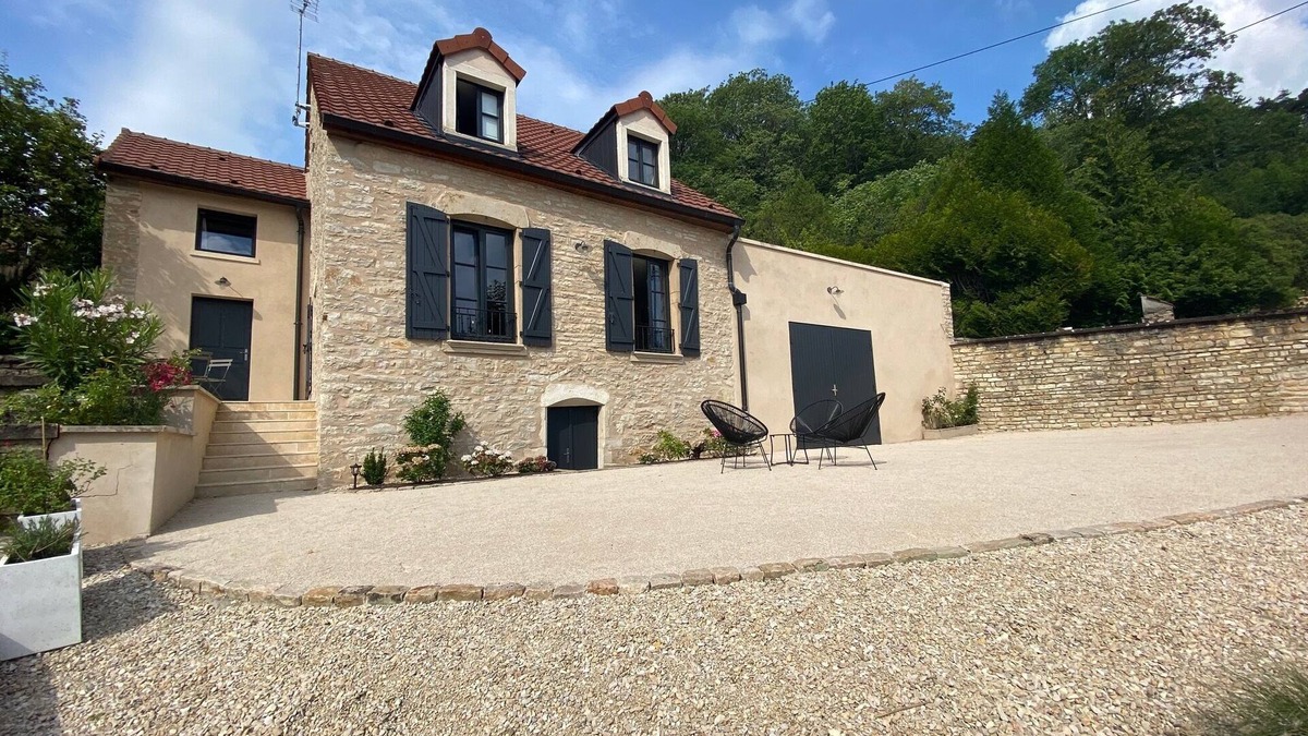 Volnay House | 5* winegrower's house, 100% renovated using traditional materials