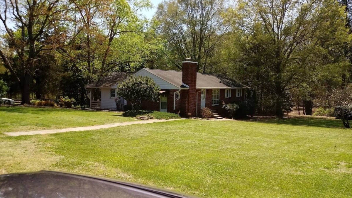 Greensboro House | 5+ Years Hosting 4.9-Star Rated Now Welcoming Guests on VRBO!