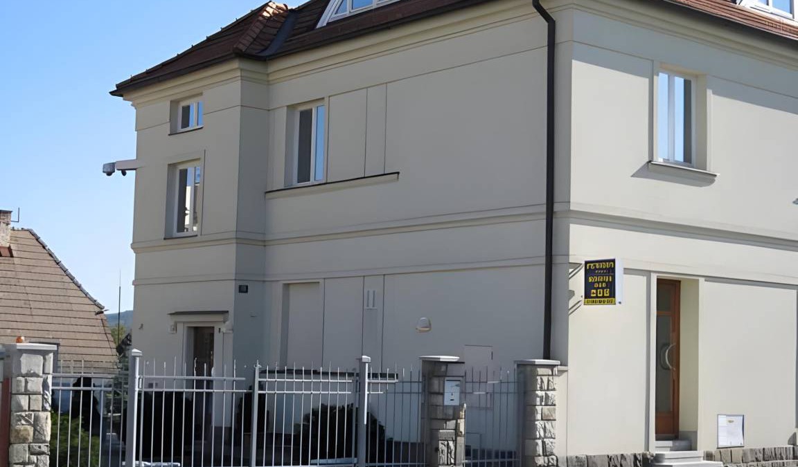 Cesky Krumlov Apartment | 50 m² Apartment ∙ 2 bedrooms ∙ 9 guests