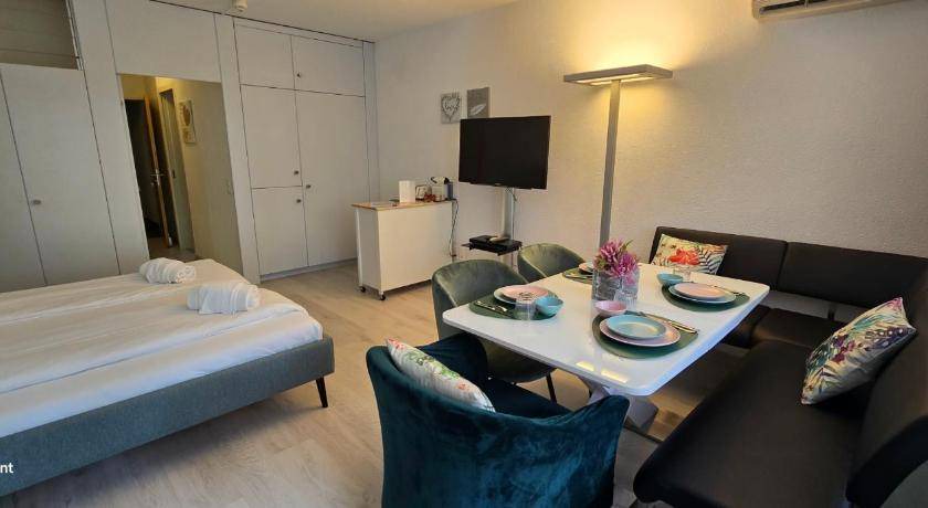 Cavagnano Apartment | 50 m² Apartment ∙ 2 bedrooms ∙ 4 guests