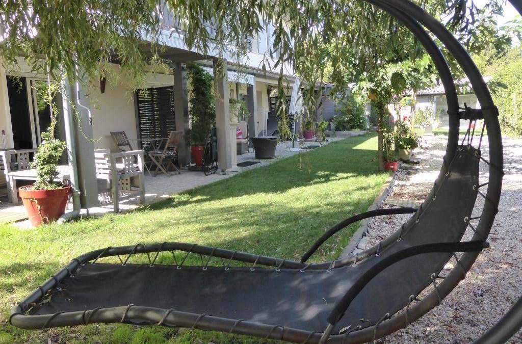 Latresne Apartment | 50 m² Apartment ∙ 2 bedrooms ∙ 4 guests