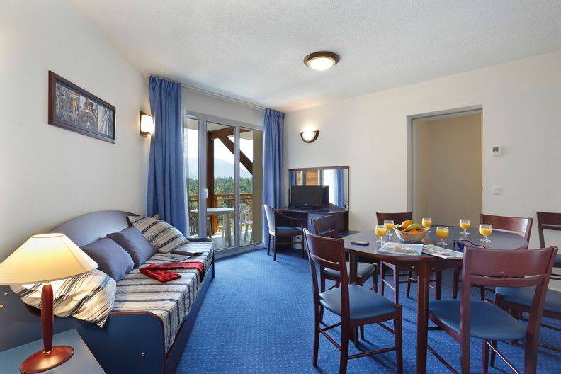 Pyrenees 2000 Condo | 50 m² Condo ∙ 3 bedrooms ∙ 8 guests