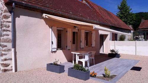 Saint-Victor House | 50 m² House ∙ 1 bedroom ∙ 4 guests