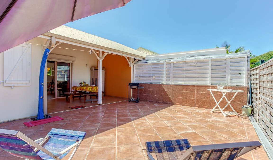 Sainte-Anne House | 50 m² House ∙ 2 bedrooms ∙ 4 guests