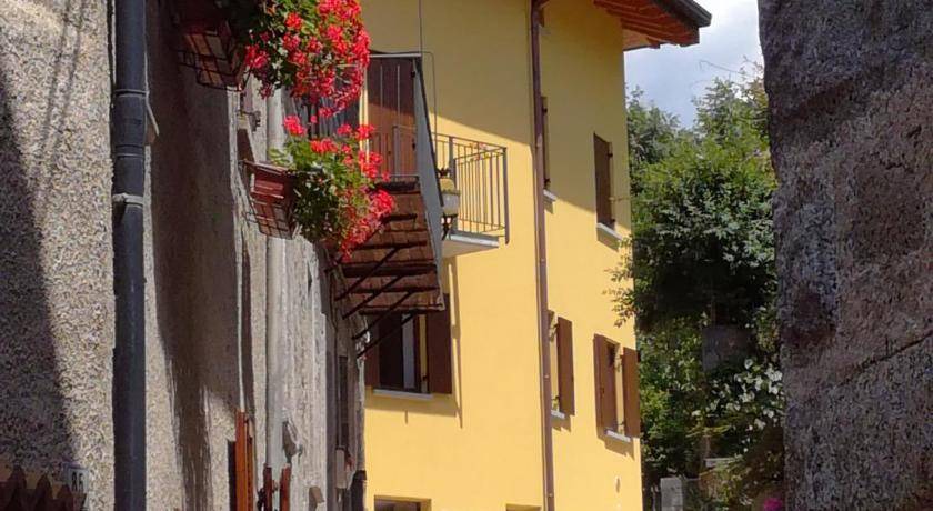 Edolo House | 50 m² House ∙ 2 bedrooms ∙ 5 guests