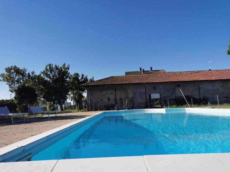 Serravalle Scrivia Resort | 50 m² Private room ∙ 4 guests