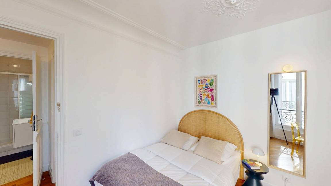Quartier de Rochechouart Resort | 50 m² Private room ∙ 1 bedroom ∙ 1 guest