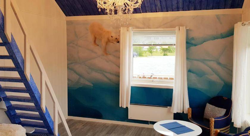 Batsfjord Apartment | 50 m² Serviced apartment ∙ 3 bedrooms ∙ 5 guests