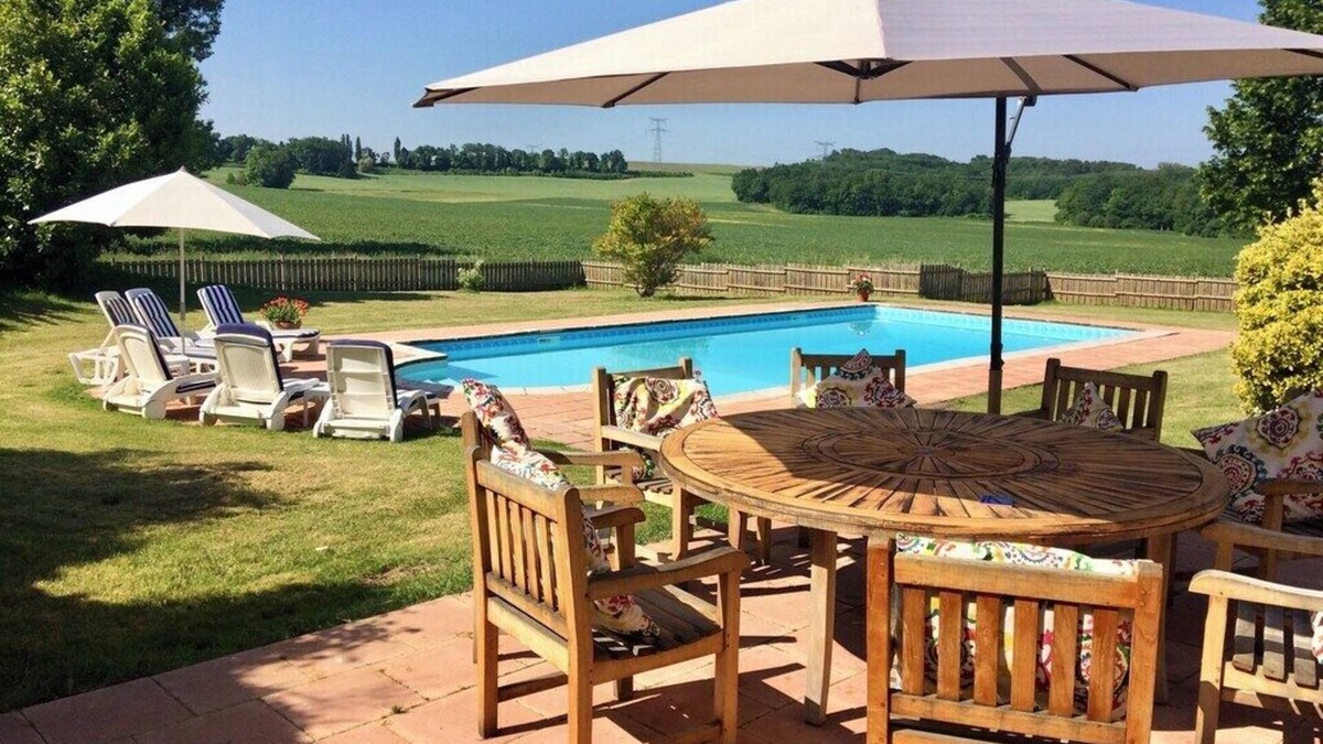 Saint-Meard-de-Gurcon Other | 50% off for Sept - £900/week! Gorgeous converted farmhouse in the Dordogne