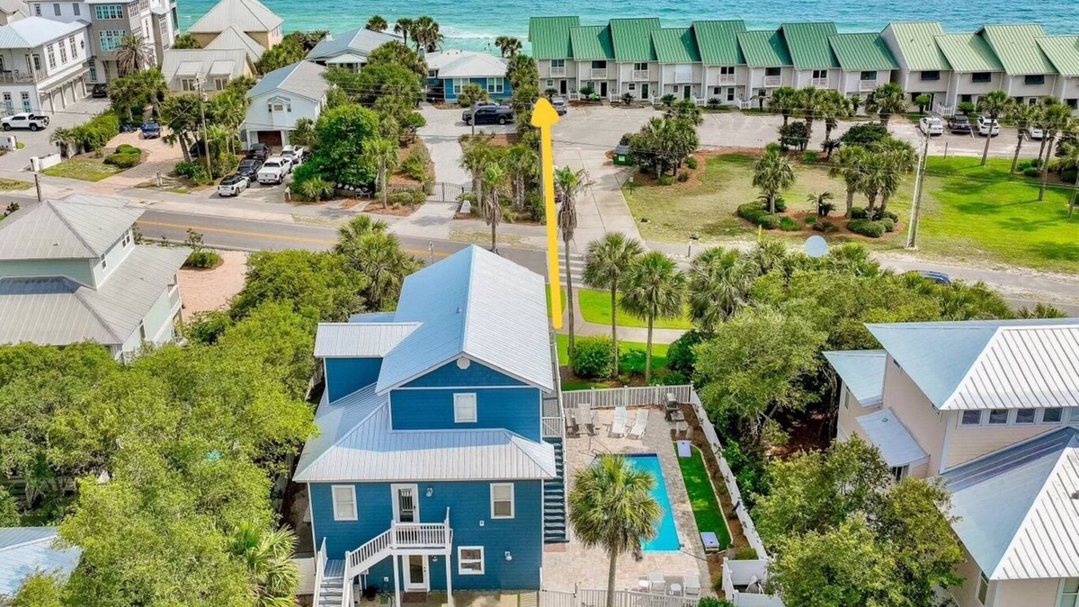White's Gulfview House | 50 Steps to Quiet Gated Beach! Private Heated Pool-LOTS of Parking + 6 Bikes!