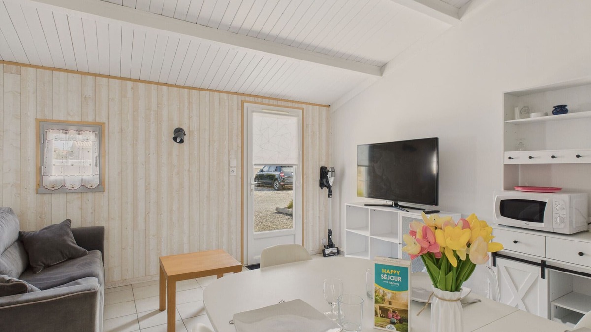 Bretignolles-sur-Mer Apartment | 500 m from the beach, for 2 adults and 2 children