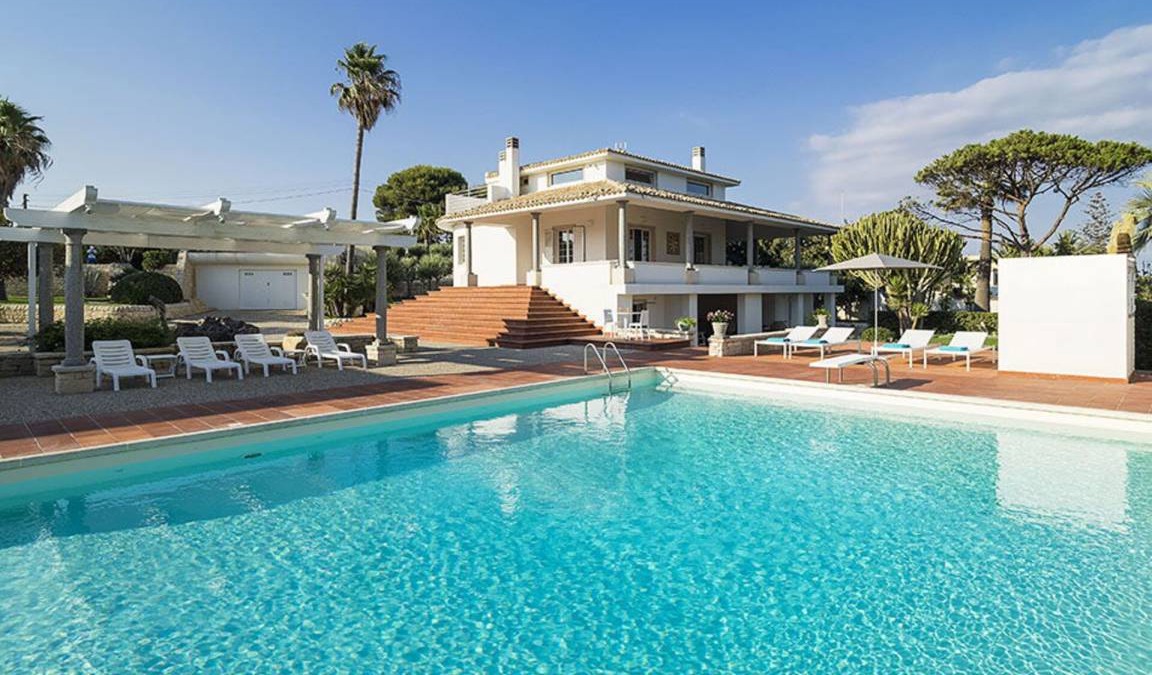 Marina di Modica Villa | 500 m² Villa ∙ 9 bedrooms ∙ 18 guests