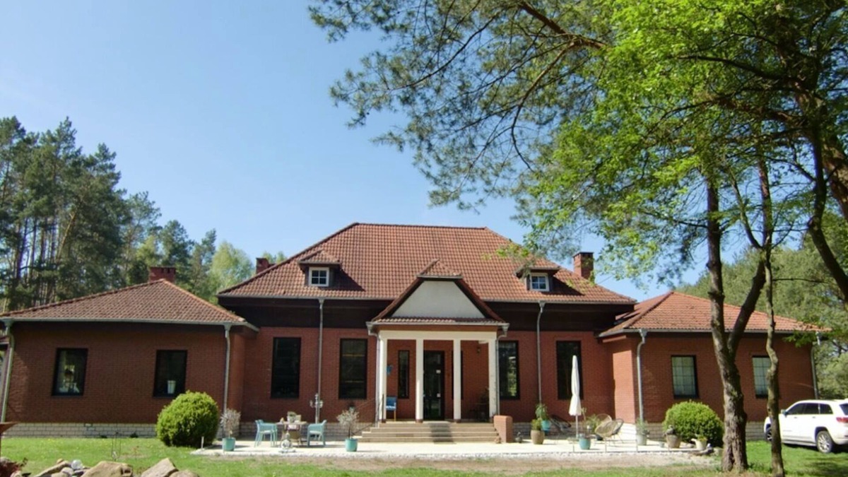 Police Villa | 500 sqm villa on 8,000 sqm of land, 2000 m from the beach