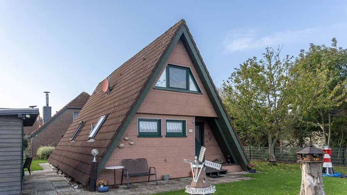 Horum House | 50100 House Marie - Only-roofed vacation home with 3 bedrooms in Carolinensiel (