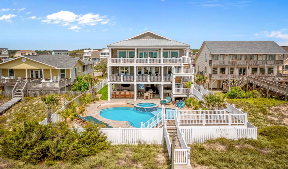 Holden Beach House | 502 m² House ∙ 7 bedrooms ∙ 18 guests