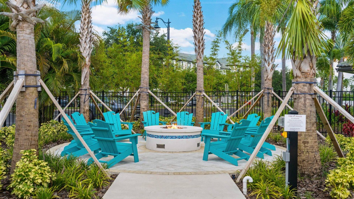 Florida Central Atlantic Coast Cottage | 5026 Tideview Circle #11