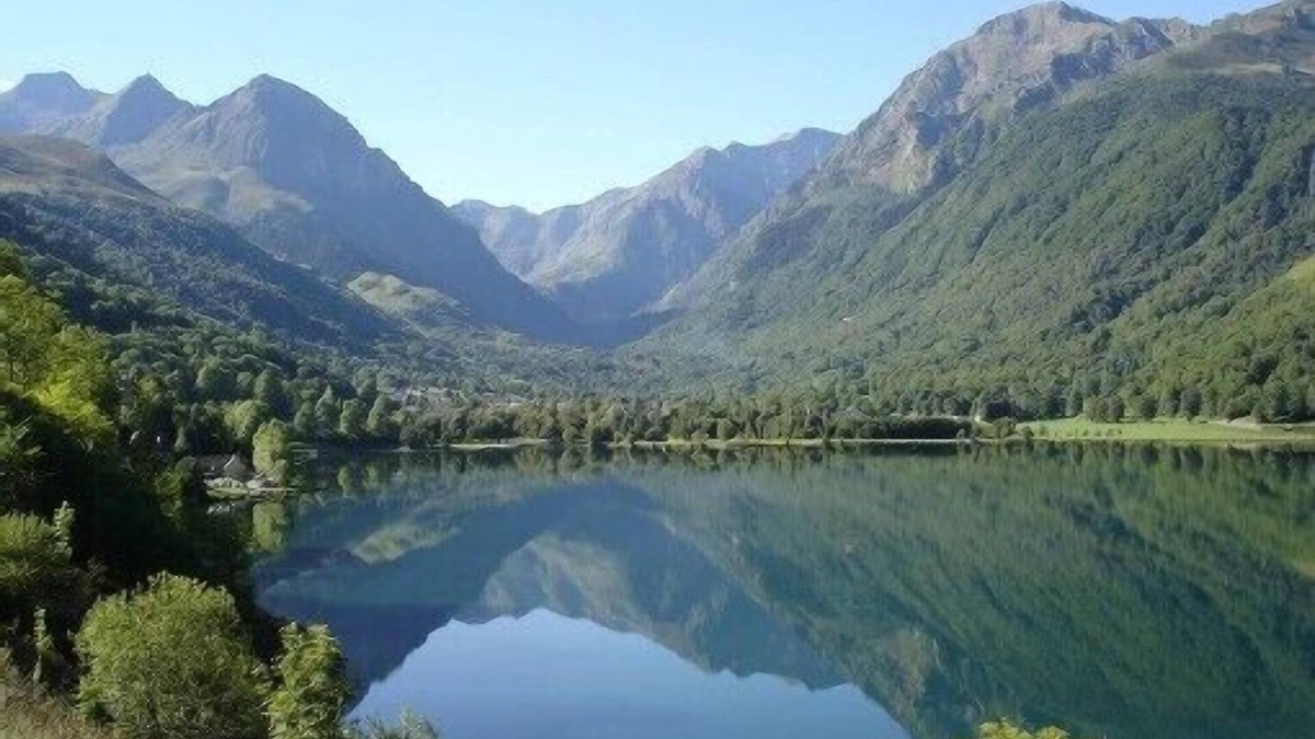 Peyragudes House | 50m from Lake Loudenvielle, Mountain house in a beautiful valley