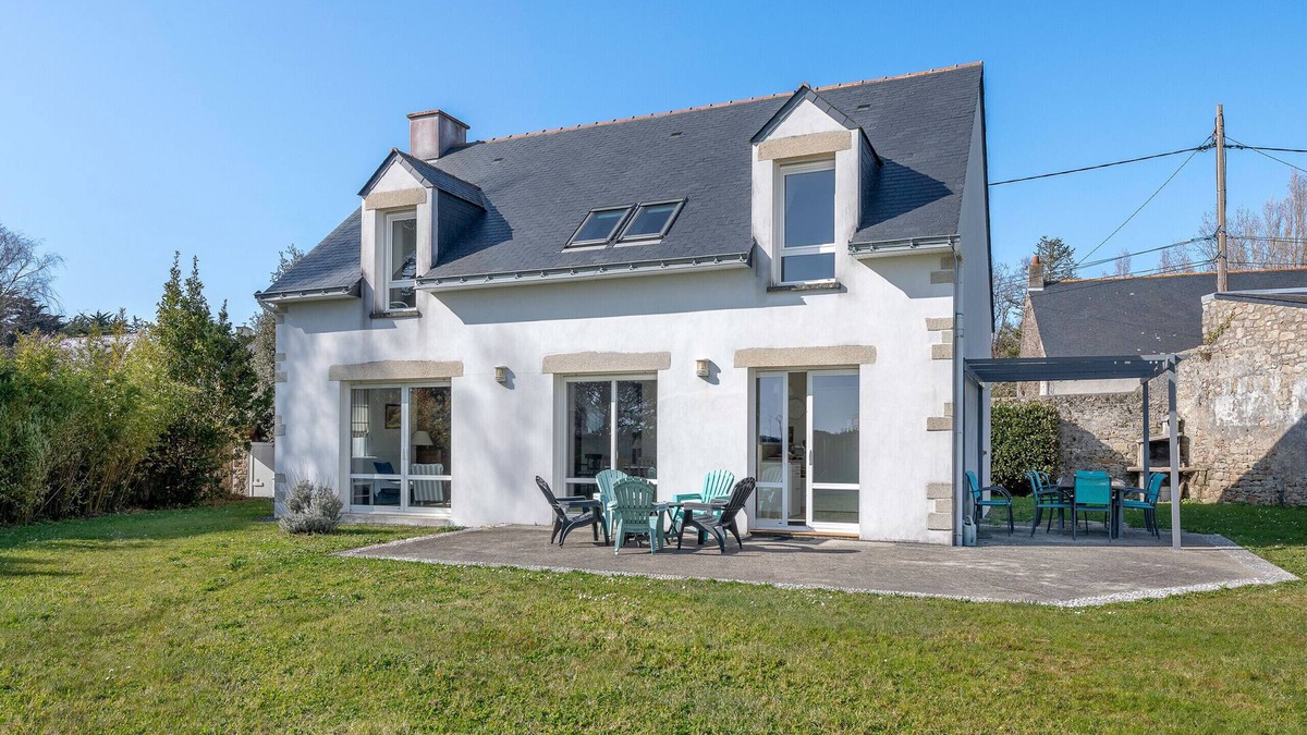 Piriac-sur-Mer Ski Chalet | 50m from the beach, house with garden for 10