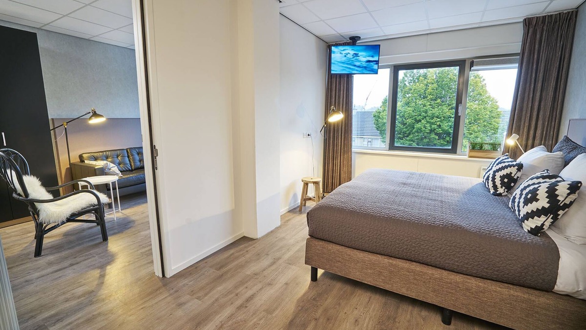 Badhoevedorp Apartment | 50m2 Two Room Apartment | Near Amsterdam & Schiphol