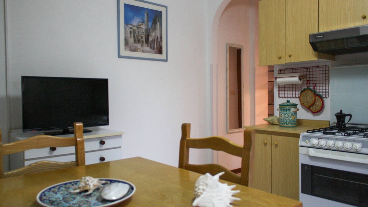Martinsicuro Apartment | 50sqm summer apartment within walking distance of the sea