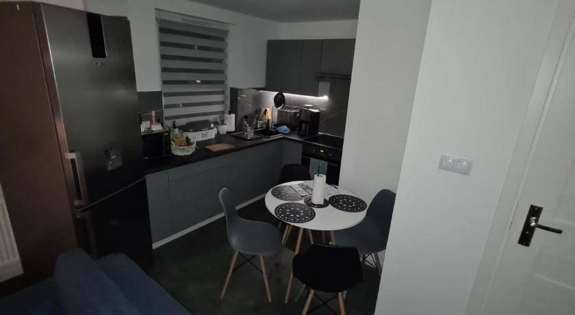 Tarnowskie Gory Apartment | 52 m² Apartment ∙ 2 bedrooms ∙ 6 guests