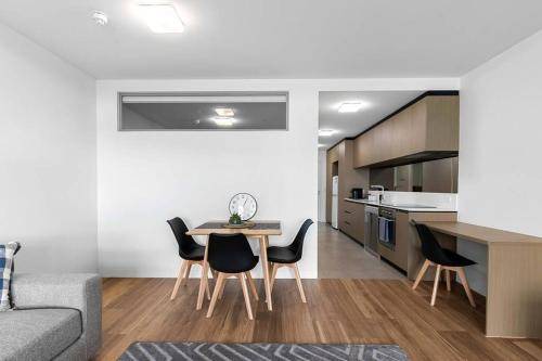 Prahran Apartment | 52 m² Apartment ∙ 1 bedroom ∙ 2 guests