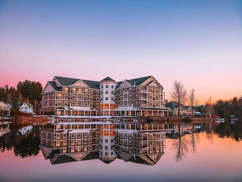 Saranac Lake Hotel | 52 m² Hotel ∙ 127 guests