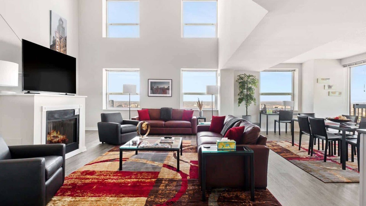 Near North Side Apartment | 53-54 Floor Penthouse