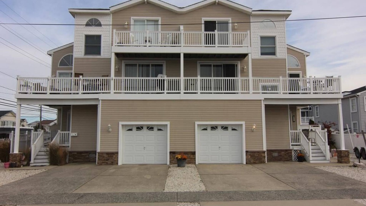 Townsend's Inlet Condo | 53 81st Street, Unit:East