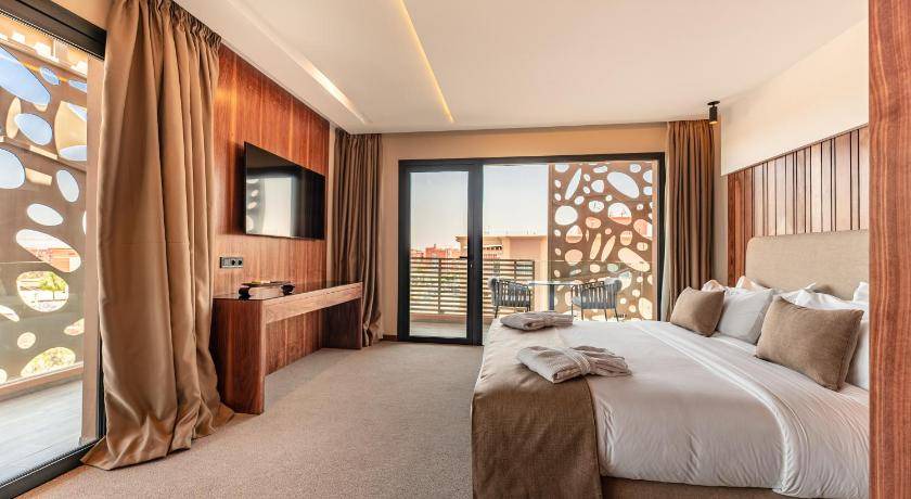 Hivernage Hotel | 53 m² Hotel ∙ 10 guests