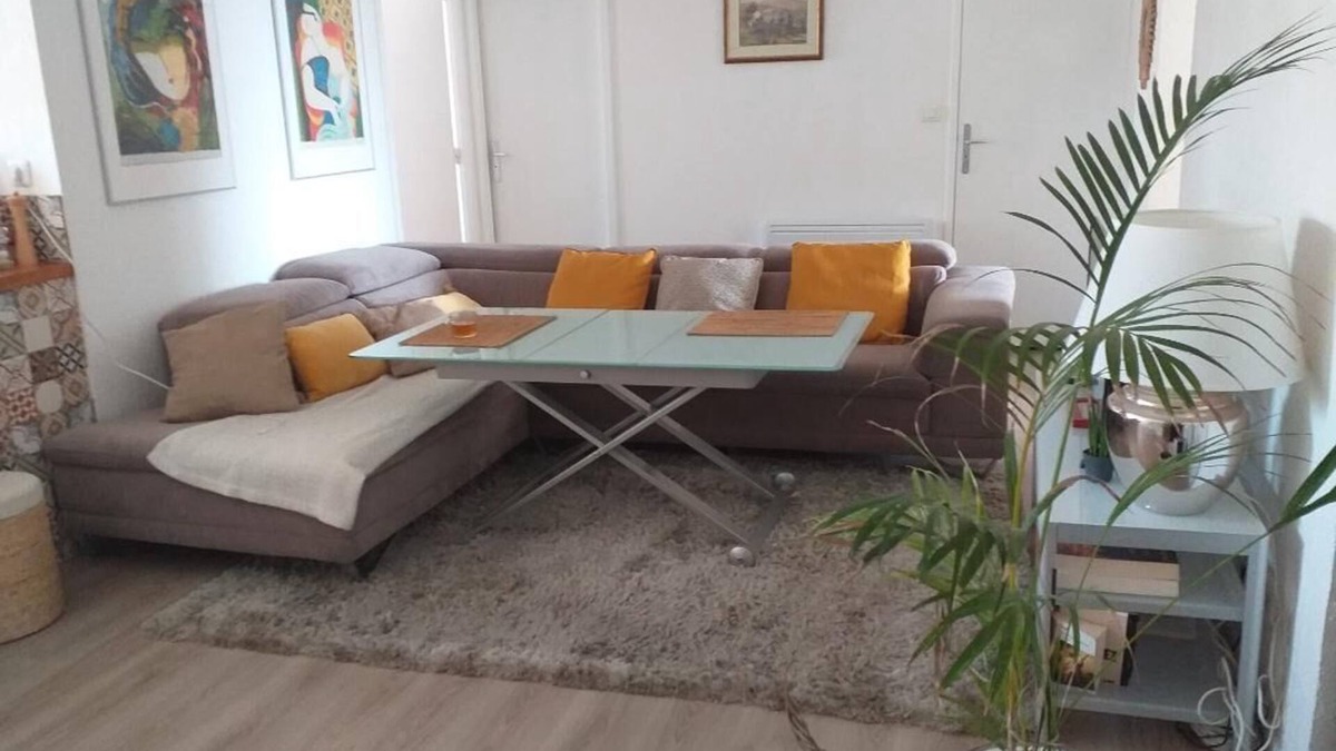 La Fare-les-Oliviers Condo | 54 m² fully-equipped apartment
