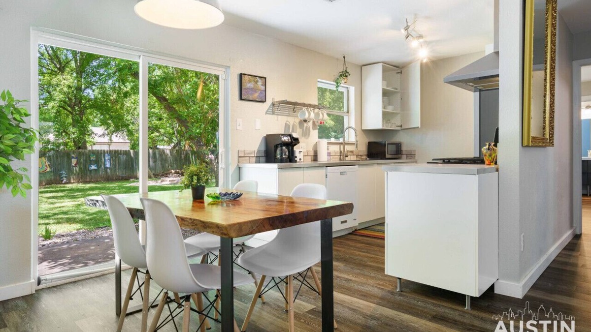 Franklin Park Apartment | 5412 Pine xxxxxxxxxx