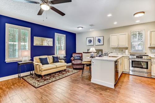 American Beach Apartment | 5422 Leonard Street