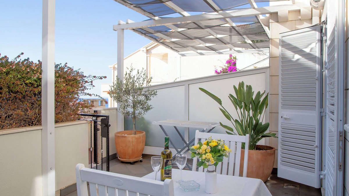 Ploce Apartment | 55 & 54 Stairs Apartments