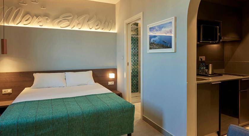 Algiers Hotel | 55 m² Hotel ∙ 10 guests