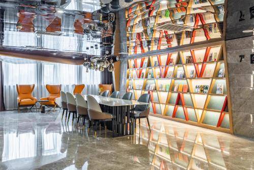 Xincheng Hotel | 55 m² Hotel ∙ 2 guests