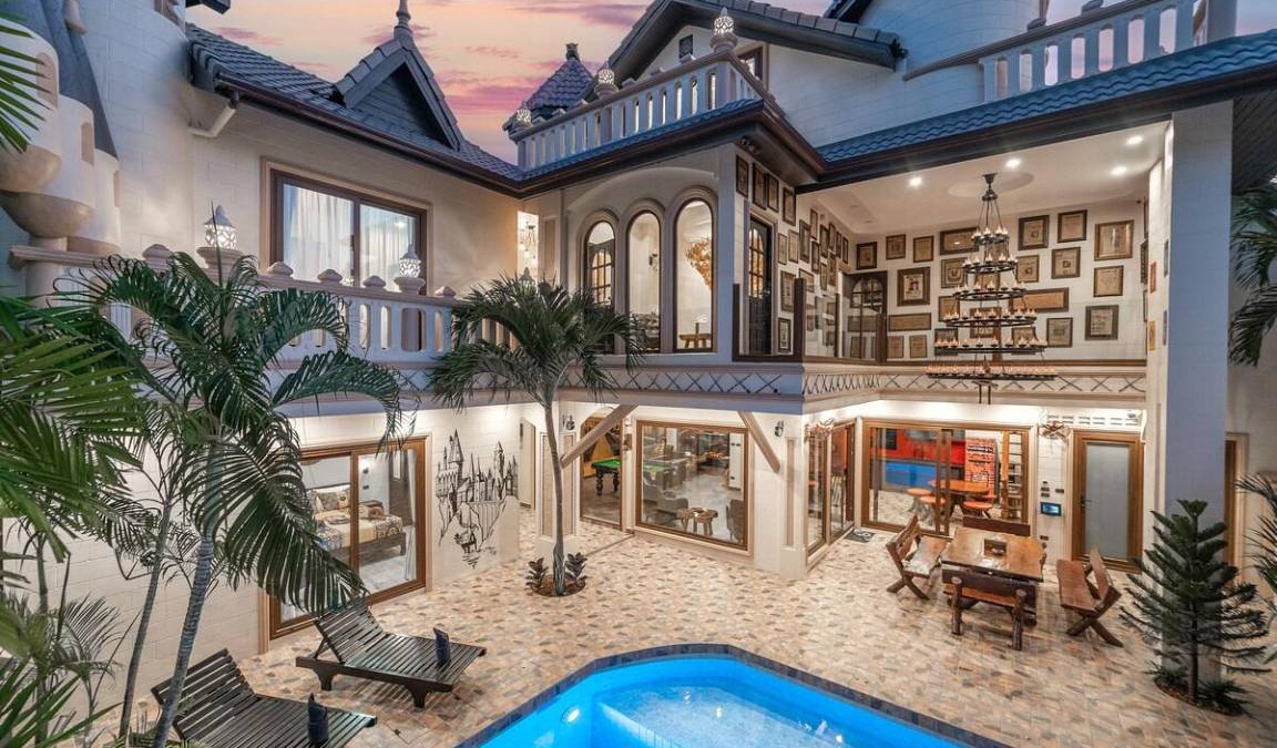 South Pattaya Villa | 550 m² Villa ∙ 6 bedrooms ∙ 12 guests