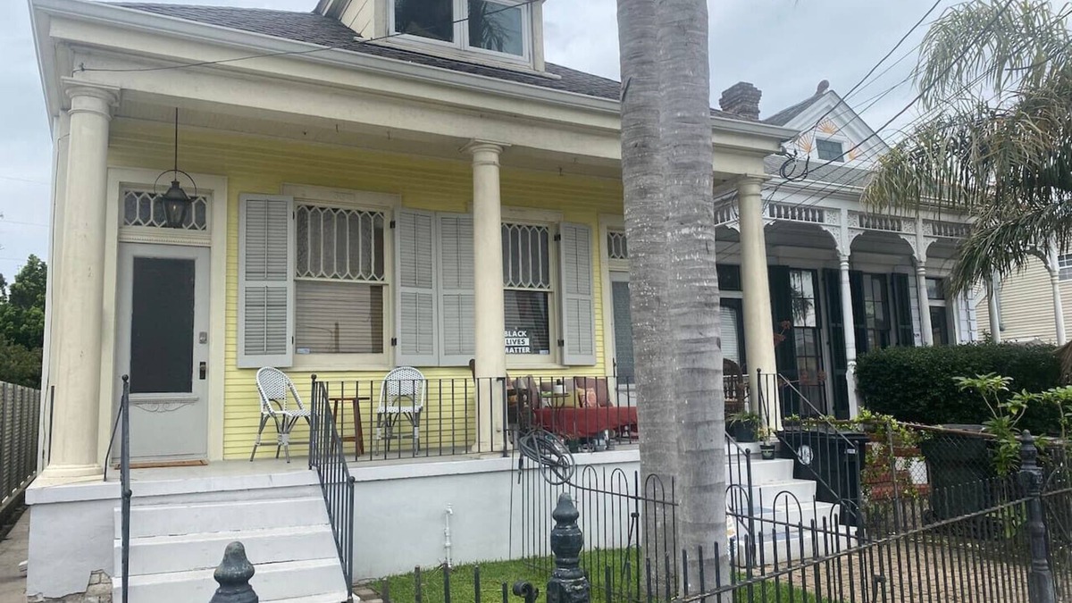 West Riverside Apartment | 5515 Tchoupitoulas (2/1)
