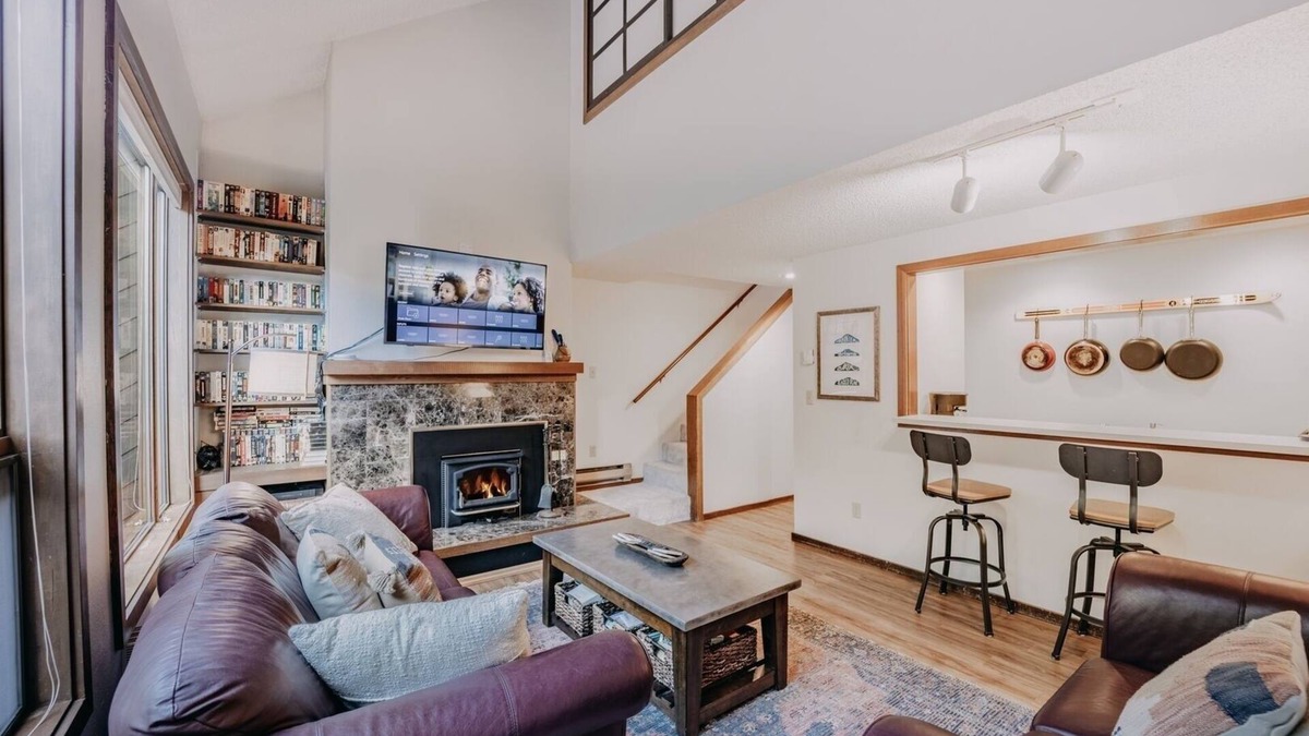 Glacier Condo | 55SW - Fireplace - D/W - W/D - Sleeps 4 by RedAwning