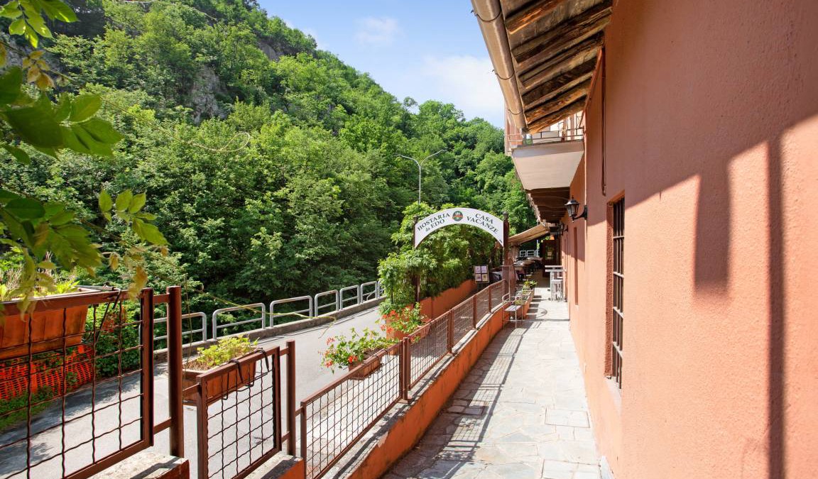 Civate Apartment | 56 m² Apartment ∙ 2 bedrooms ∙ 5 guests