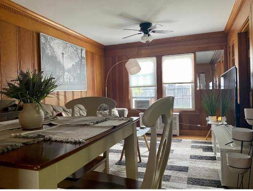Edgewood Apartment | 56 m² Apartment ∙ 2 bedrooms ∙ 6 guests