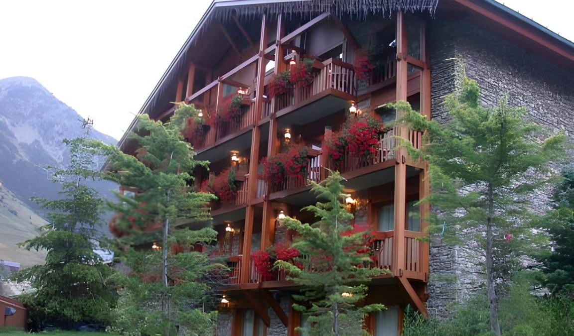 Soldeu Hotel | 56 m² Hotel ∙ 127 guests