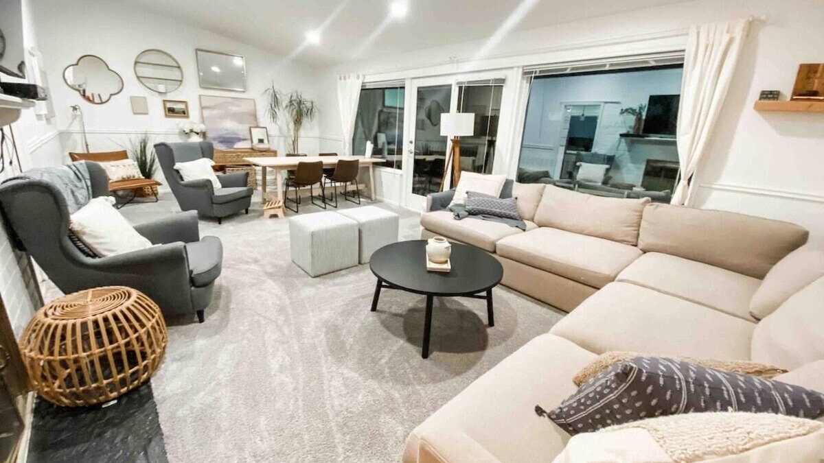 Bridle Trails House | 5645 116th Ave NE Kirkland Whole House · Family & Group Paradise Kirkland/Bridal