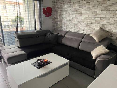 Tournon-sur-Rhone Apartment | 58 m² Apartment ∙ 1 bedroom ∙ 3 guests