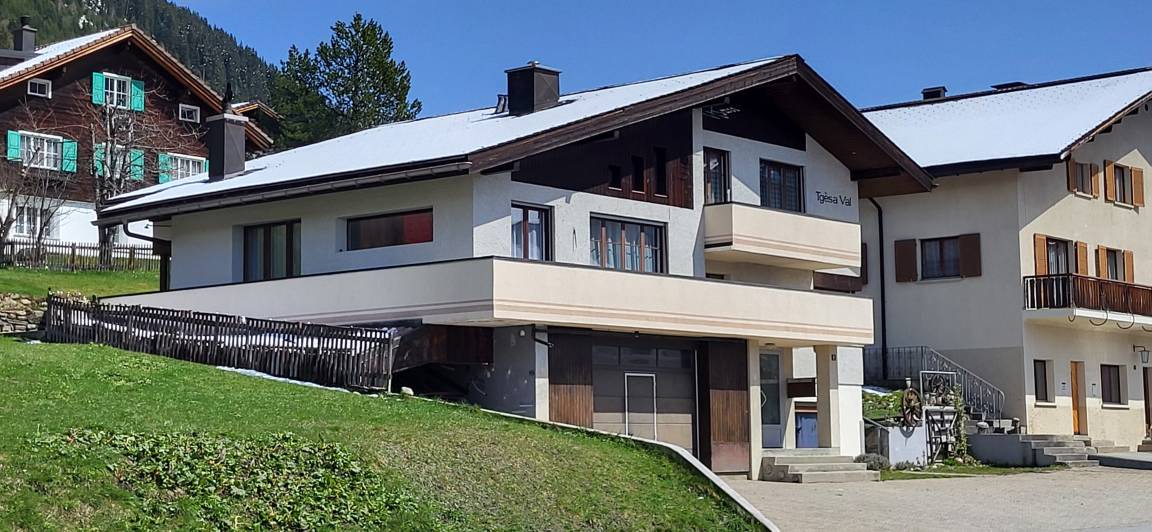 Sedrun Apartment | 58 m² Apartment ∙ 2 bedrooms ∙ 4 guests