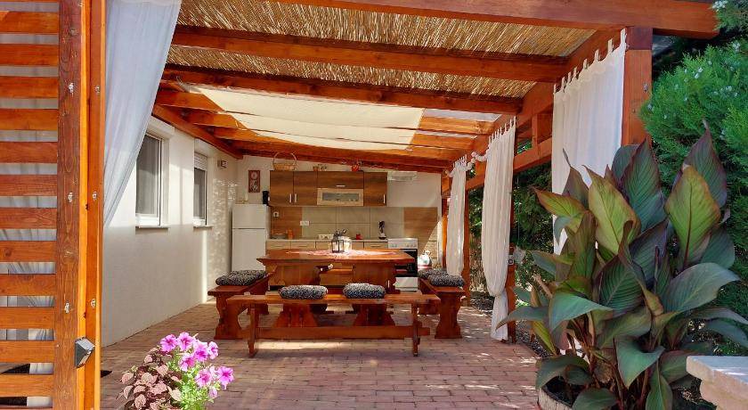 Sarospatak Apartment | 58 m² Apartment ∙ 2 bedrooms ∙ 8 guests