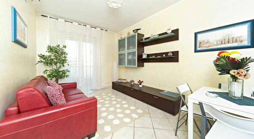 Cinisello Balsamo House | 58 m² House ∙ 1 bedroom ∙ 4 guests